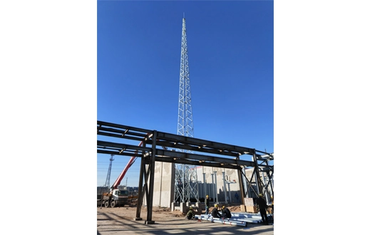 Como a proteção contra raios para torres de células evoluiu?