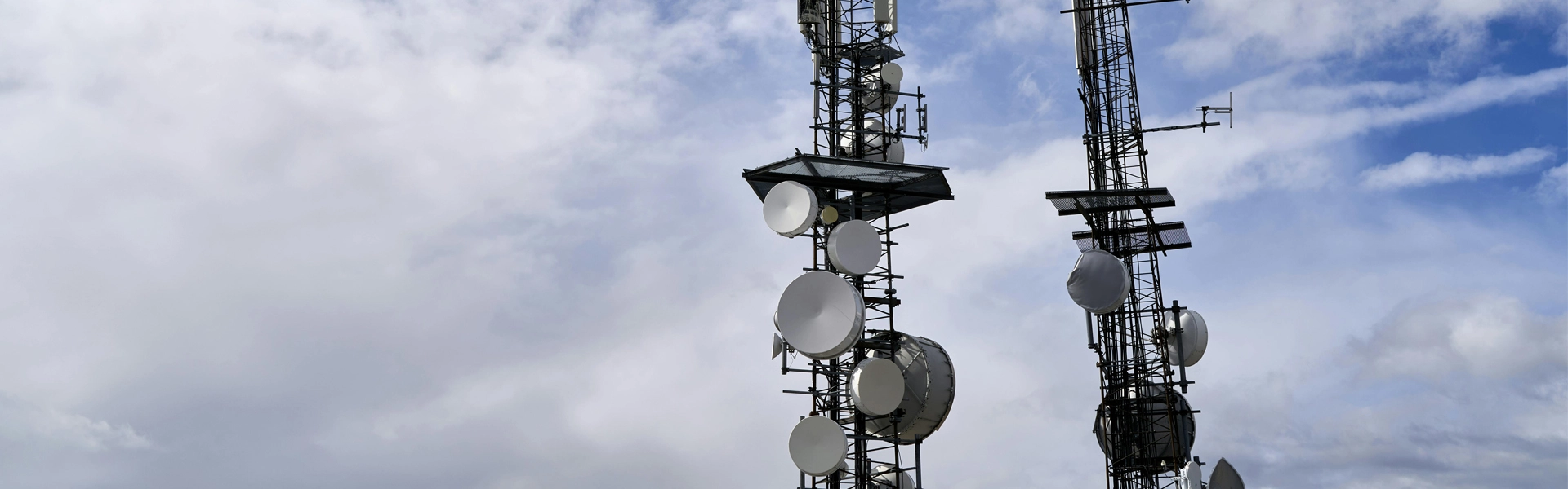 Tipos de torres de telecomunicações