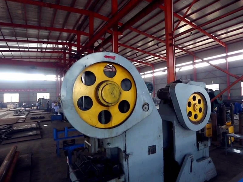 Linha de transmissão Torre