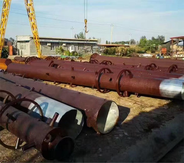 camouflaged-tower-04.jpg camouflaged-tower-04.jpg